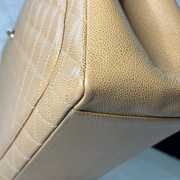 Chanel Caviar GST Pm tote - Picture 5 of 12